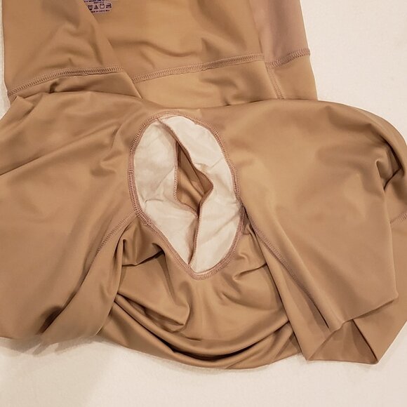 SPANX Nude Full Body Shaper - Picture 6 of 7